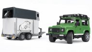 BRUDER 1:16 Land Rover Defender Station Wagon džips ar zirga piekabi un 1 zirgu, 02592