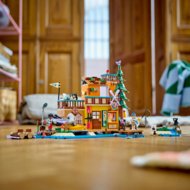 42626 LEGO® Friends Piedzīvojumu nometne: ūdens sporta veidi