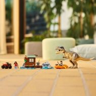 76975 LEGO® Jurassic World™ Bēgšana pa upi no tiranozaura