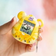 CARE BEARS digitālais mājdzīvnieks Funshine Bear, CB/KK1FB