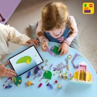 11205 LEGO® Gabby’s Dollhouse Saldo našķu kalns un Kitty dārzs