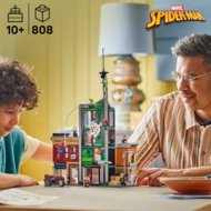 76324 LEGO® Super Heroes Marvel Zirnekļcilvēks pret Oscorp