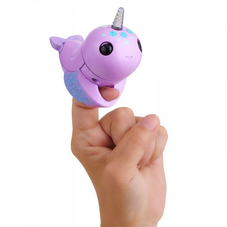 FINGERLINGS interaktīvā rotaļlieta valis Nelly, violets, 3696 3696
