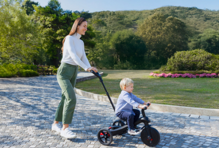 GLOBBER trīsritenis Explorer Trike 4in1, melns, 634-120 