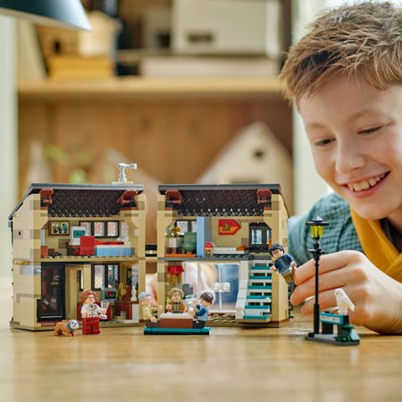 76451 LEGO® Harry Potter™ Dzīvžogu iela: tantes Mārdžas apciemojums 