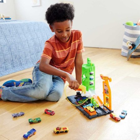 HOT WHEELS degvielas uzpildes stacija, HTN79 