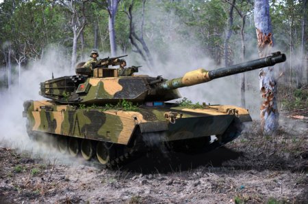REVELL auto modelis M1A1 AIM(SA)/ M1A2 Abrams, 63346 