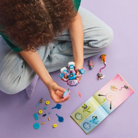 71490 LEGO® DREAMZzz™ Izzie un spēļu zaķis Bunchurro 