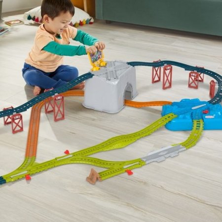 THOMAS AND FRIENDS savieno un būve trase, HNP81 HNP81