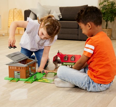 MAJORETTE  Saimniecības stacija ar transportlīdzekli Creatix, 212050037 212050037