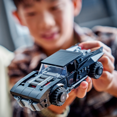 76332 THE BATMAN™ BATMOBILE™ 