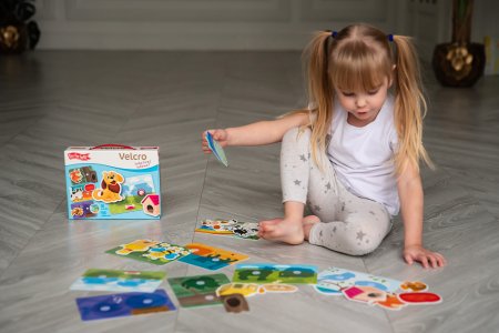 FAR FAR LAND velcro spēle Kurš kur dzīvo? F-02866 