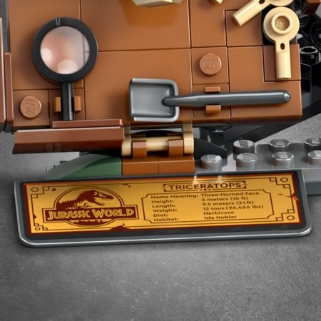 76969 LEGO® Jurassic World™ Dinozauru fosilijas: Triceratopa galvaskauss 