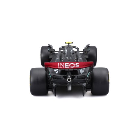 BBURAGO 1:24 automašīnas modelis ar displeja lodziņu F1 Mercedes-AMG F1 W14 E Performance, 18-28028 