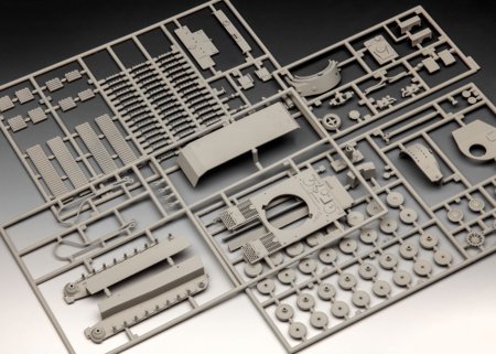 REVELL auto modelis PzKpfw VI Ausf. H Tiger, 63262 