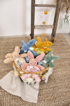 DOUDOU ET COMPAGNIE miega rotaļlieta - zaķis, balts 18cm, DC4190 
