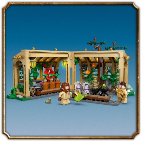 76445 LEGO® Harry Potter™ Cūkkārpas pils: herboloģijas stunda 