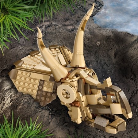 76969 LEGO® Jurassic World™ Dinozauru fosilijas: Triceratopa galvaskauss 