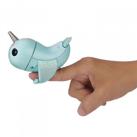 FINGERLINGS interaktīvā rotaļlieta valis Nikki, tirkīza, 3699 3699
