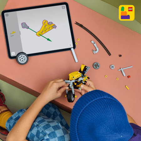 42225 YELLOW MOTORCYCLE 