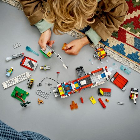 60374 LEGO® City Ugunsdzēsēju komandcentra auto 60374