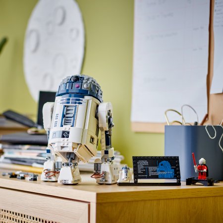 75379 LEGO® Star Wars™ R2-D2™ 