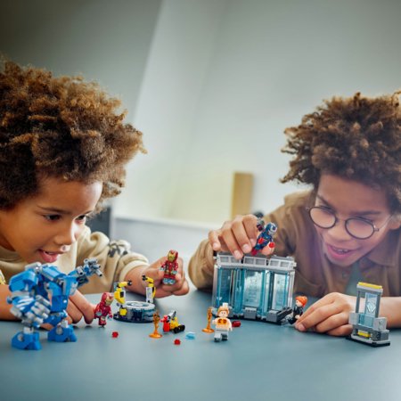 76315 LEGO® Super Heroes Marvel Iron Man laboratorija: Bruņu zāle 