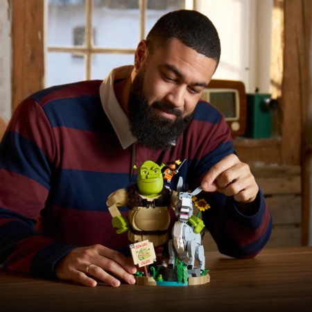 72423 LEGO® Šreks: Šreks, Ēzelītis un Runcis zābakos 