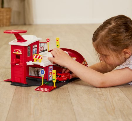 MAJORETTE Glābšanas stacija ar automašīnu Creatix, 212050038 212050038