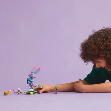 71490 LEGO® DREAMZzz™ Izzie un spēļu zaķis Bunchurro 