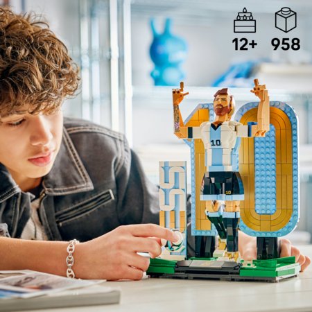 43015 LEGO® Editions Lionel Messi – Futbola leģenda 