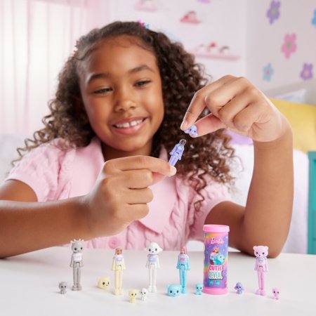 BARBIE Mini BARBIELand Cutie Reveal leļļu sērija Cozy Cute Tees, JCR15 
