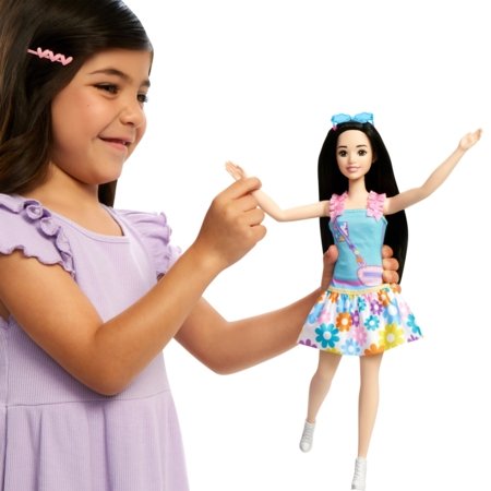 BARBIE My First Barbie lelle ar lapsu tumšmate, HLL22 HLL22