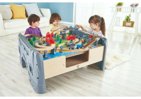 HAPE galds ar vilciena sliedēm, E3766 E3766