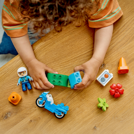 10471 LEGO® DUPLO® Pilsēta: Zils policijas motocikls 