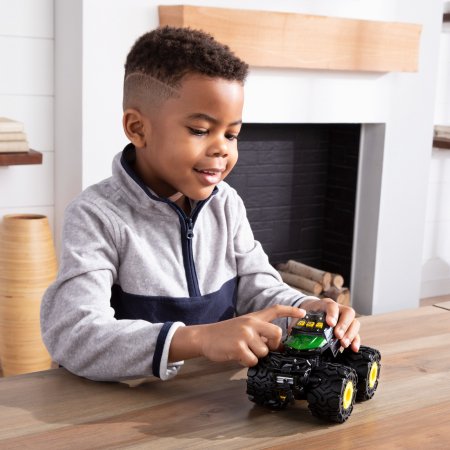 JOHN DEERE traktors ar gaismām un skaņām Gator, 37929 37929