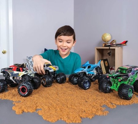 MONSTER JAM  automašīnas 1:24 Collector Die Cast, asort., 6044869 6044869