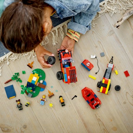 60412 LEGO® City 4x4 Ugunsdzēsēju Auto Ar Glābšanas Laivu 