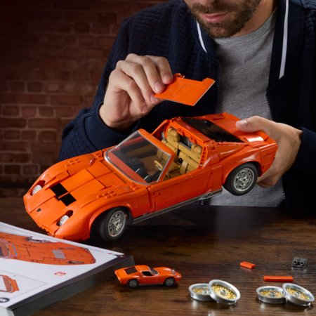 MATTEL BRICK SHOP HOT WHEELS Lamborghini Miura P400 SV 71 konstruktors, JHF61 