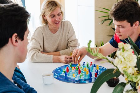 SMART GAMES spēle Penguins Huddle Up, (LT, LV, EE), SMA#506 