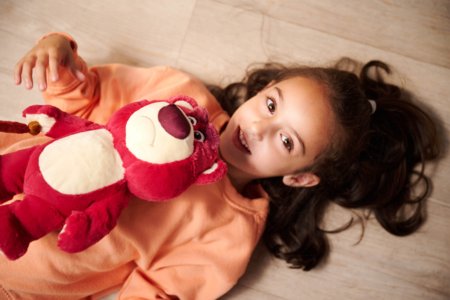 SIMBA Disney plīša rotaļlieta Lotso ar nūjiņu, 25 cm, 6315870586NPB 